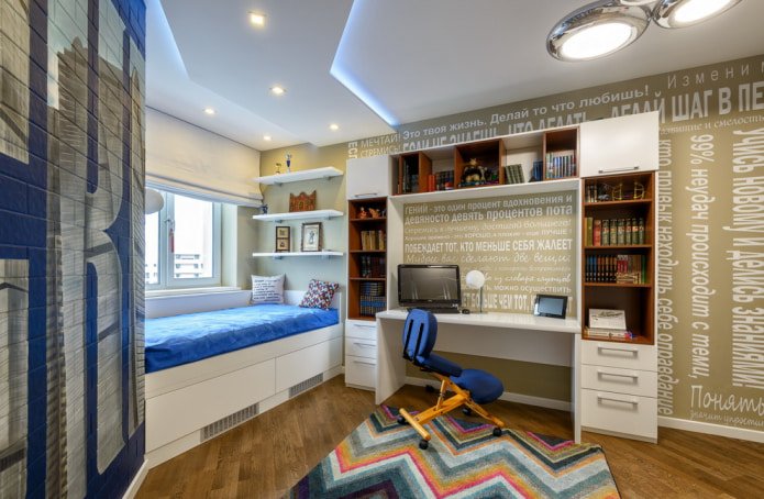 estructura del techo en la habitación de un adolescente