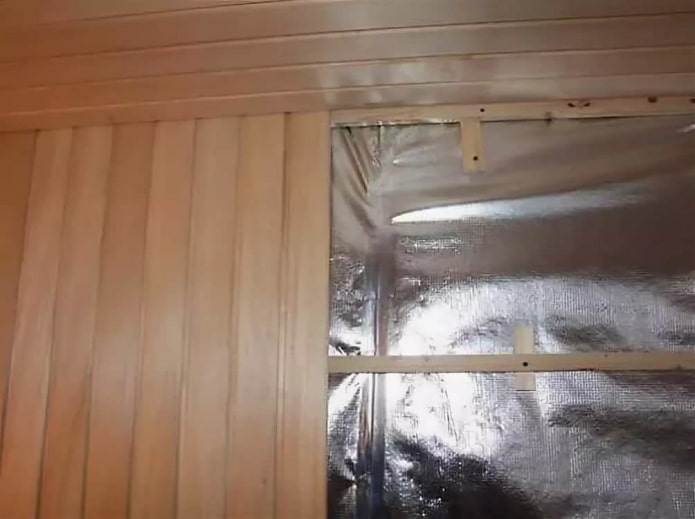 Revestimiento de baño con tablillas