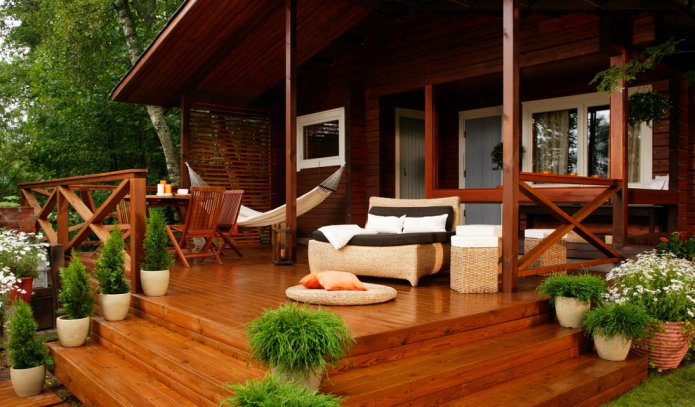 Veranda con notas tropicales