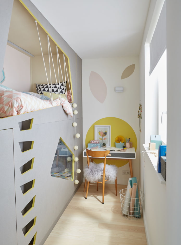 habitación infantil en un nicho en un apartamento de una habitación
