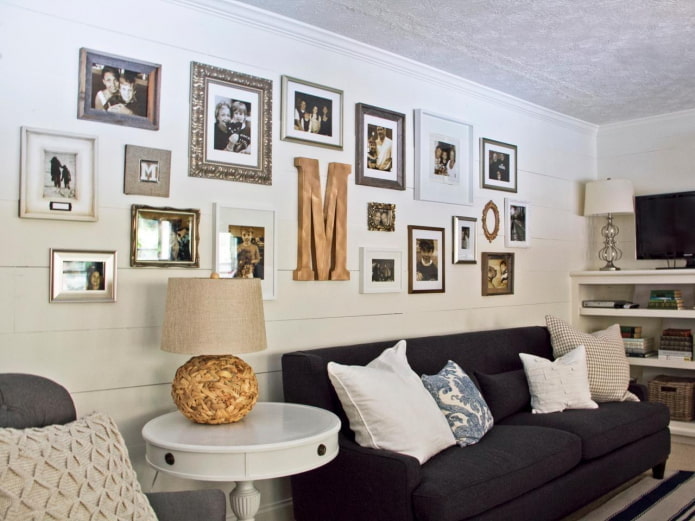 Fotografías grandes y pequeñas en el interior