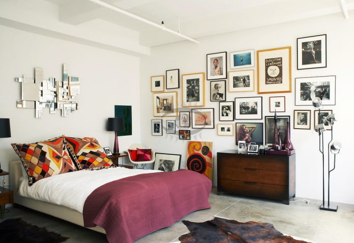 Fotografías grandes y pequeñas en el interior