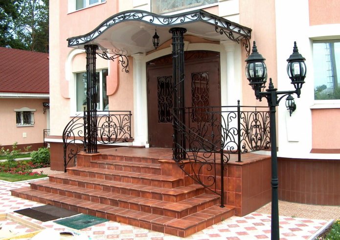 Decoración de entrada de hierro forjado