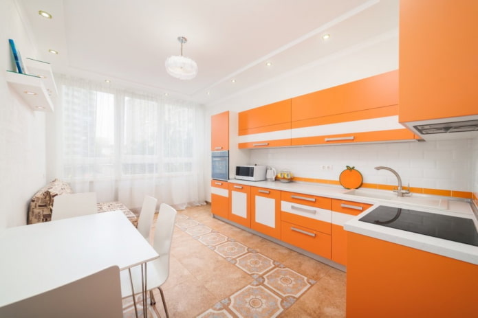 Decoración de cocina en tonos naranjas