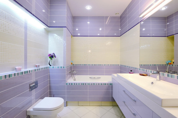 Azulejos lavanda en el baño
