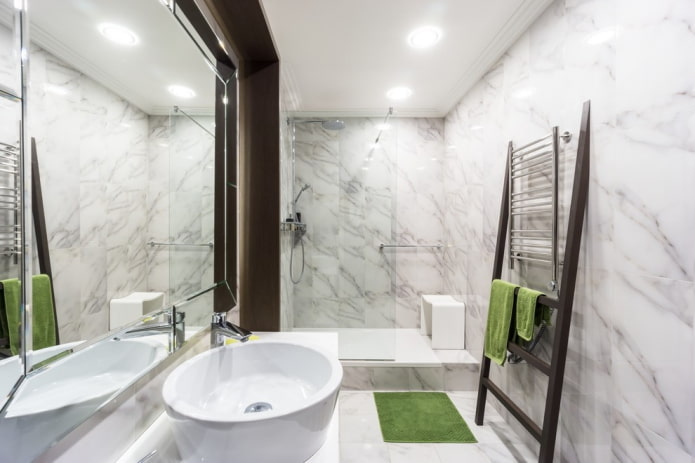 iluminación principal del baño