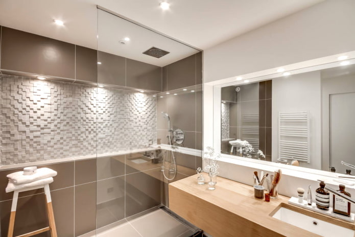 diseño de iluminación en el interior del baño