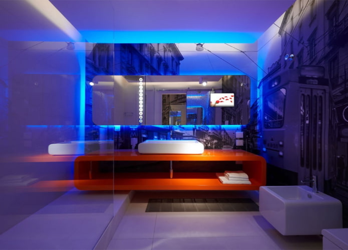 Iluminación decorativa en el interior del baño