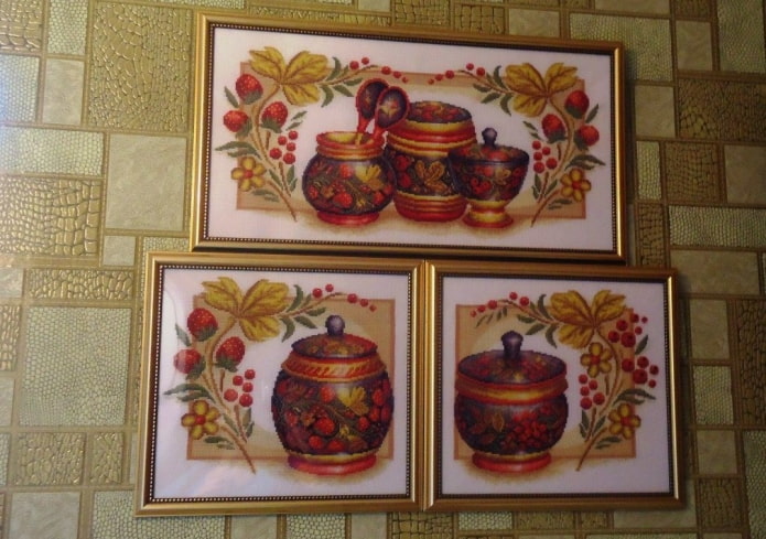 panel de cocina con bordado 
