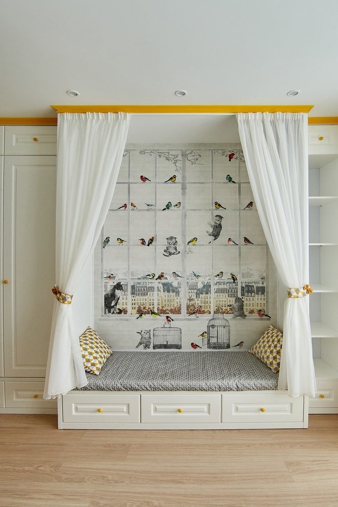 panel de pared en el interior de la habitación infantil