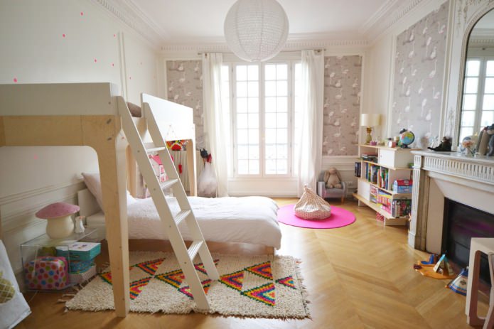 Parquet en espiga en la habitación infantil habitación