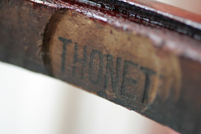 Logotipo de Thonet