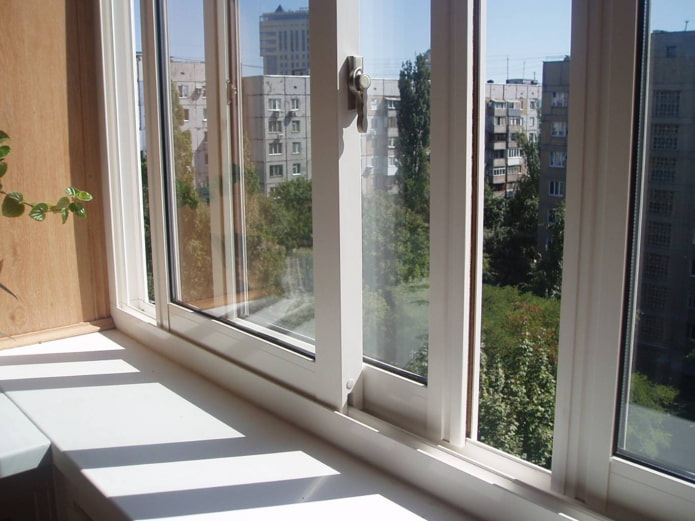 Ventanas de PVC en el apartamento