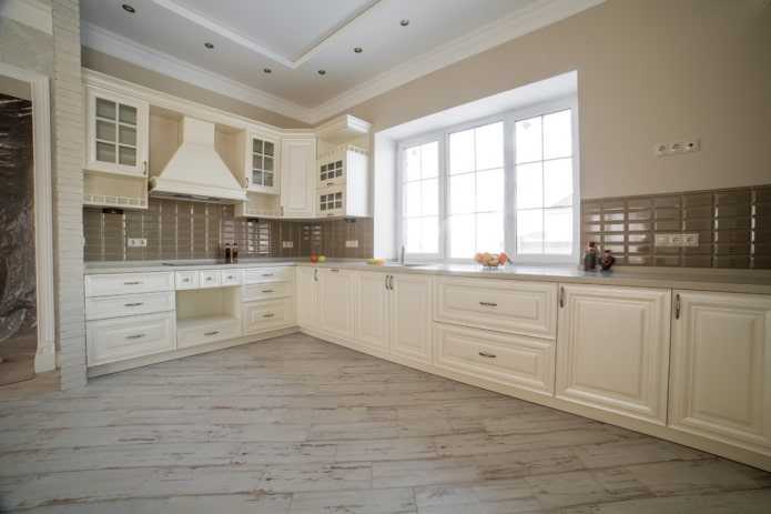 azulejos de imitación madera para el interior de la cocina