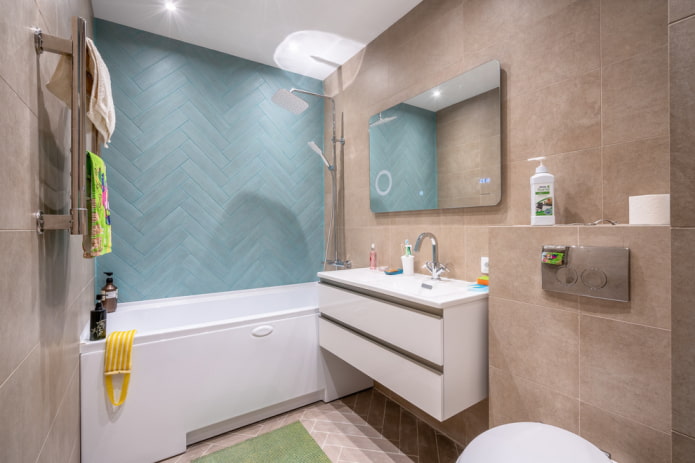 Azulejos grandes beige y turquesa diagonal
