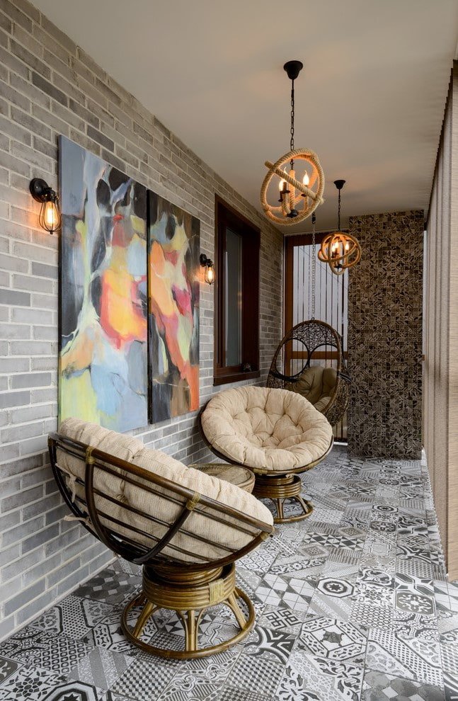 azulejos en el interior del balcón