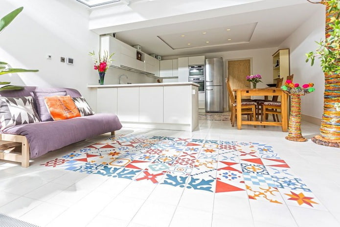 Azulejos patchwork en el suelo