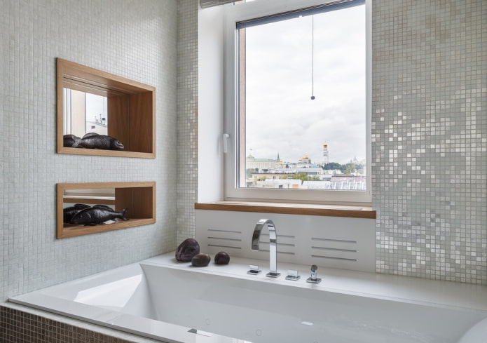 Azulejos con forma de paloma en el interior del baño