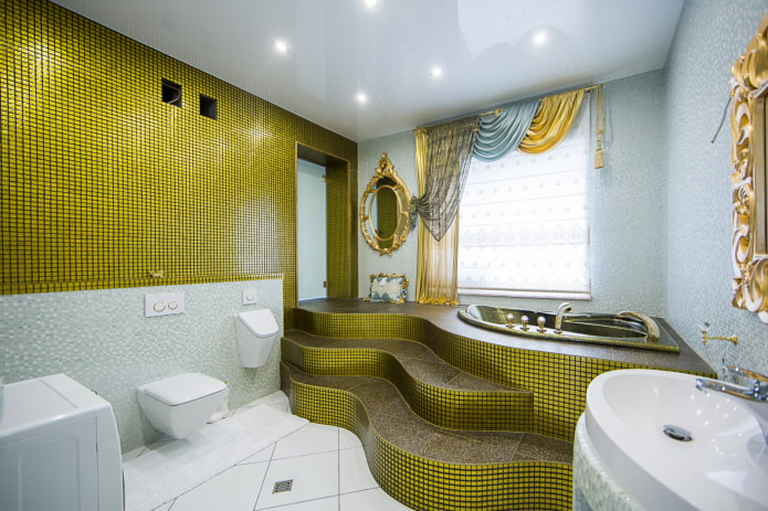 Alicatado en el interior del baño
