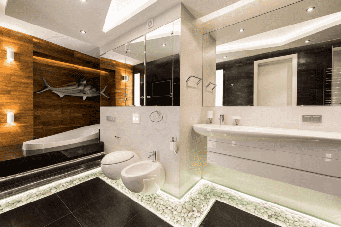 iluminación del suelo en el interior del baño