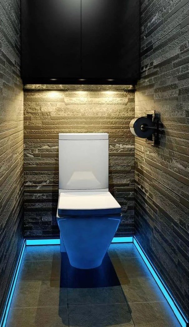 iluminación de suelo en el interior del baño