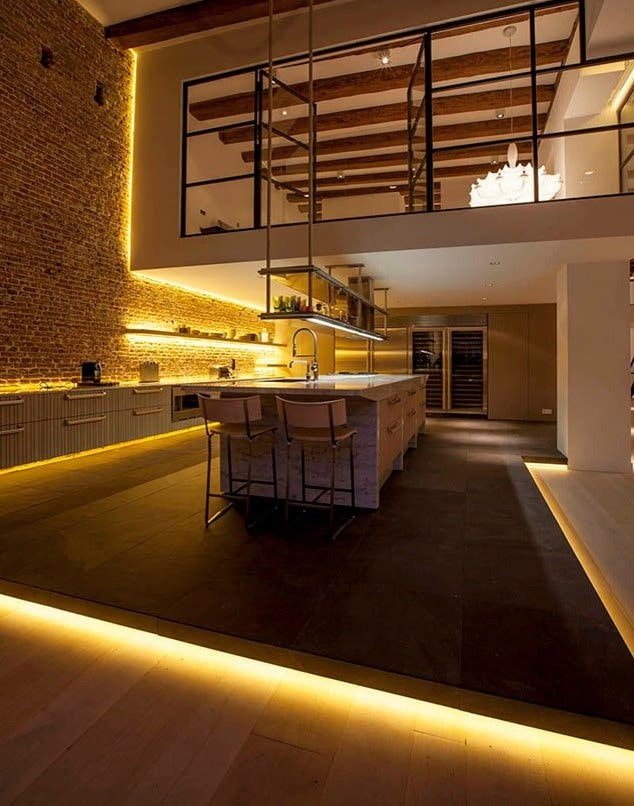 Iluminación de suelo en el interior