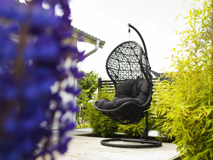 silla colgante al aire libre