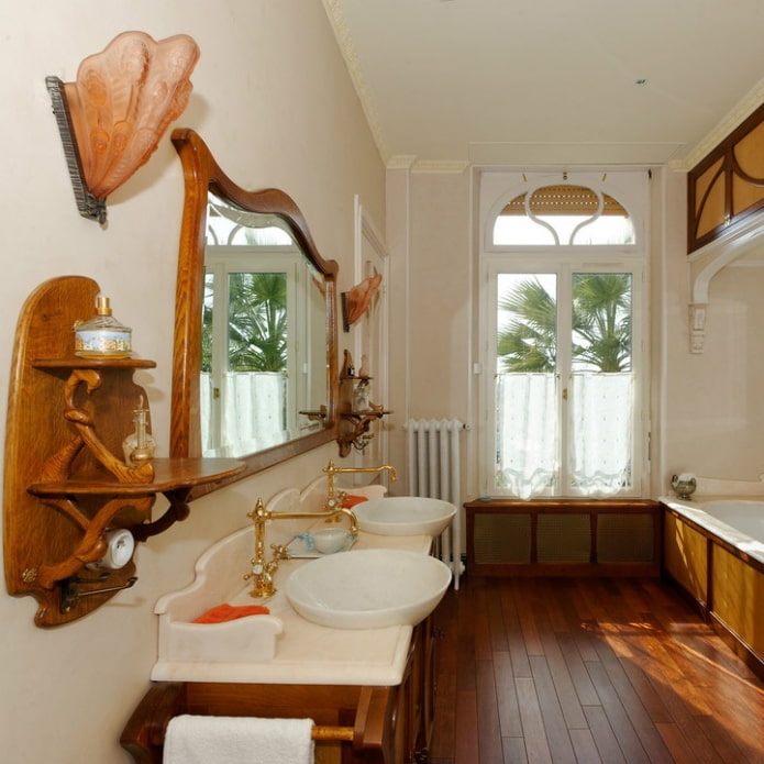 Baño en estilo Art Nouveau