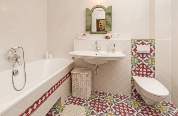 suelo de color en el baño