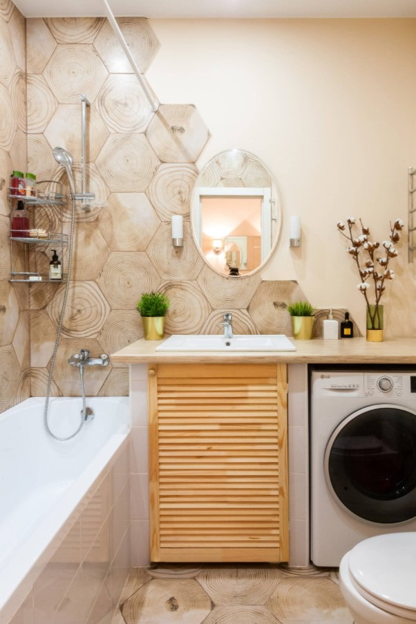 azulejos imitación madera en el baño