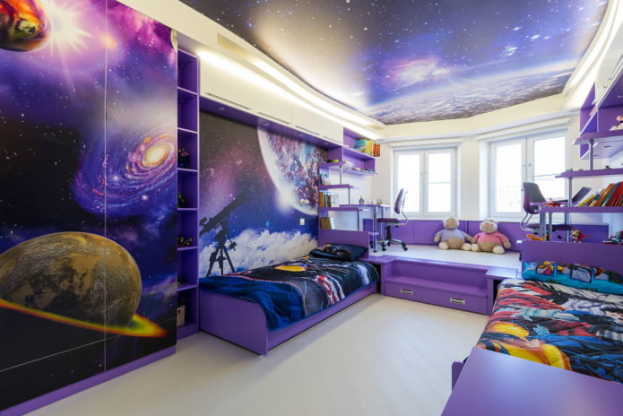 espacio en el techo de la habitación infantil