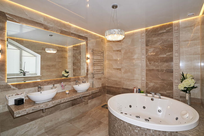 techo flotante en el interior del baño