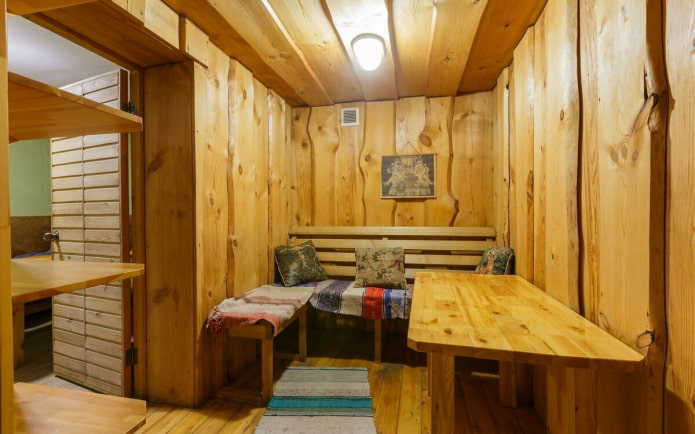vestir las paredes del vestidor con tablas sin cantear
