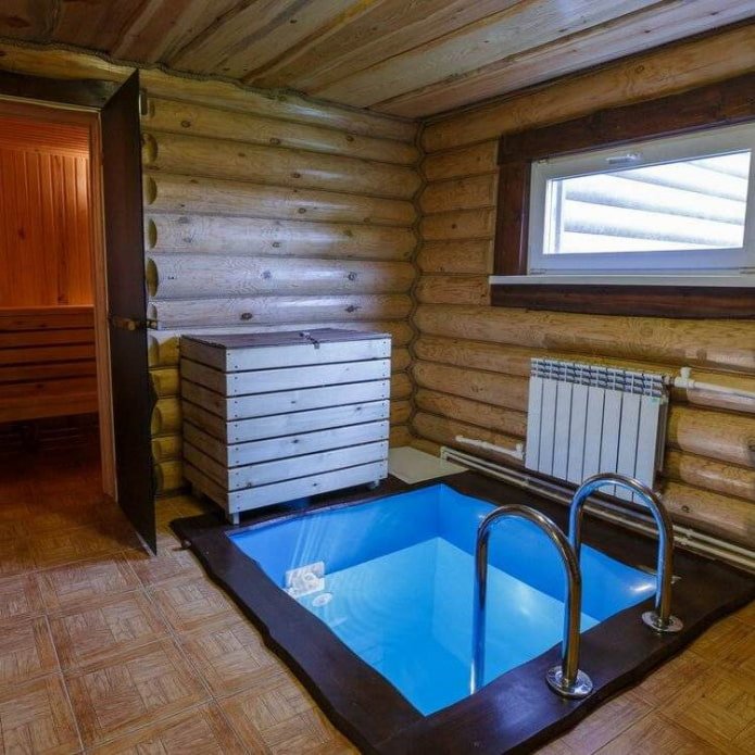Bañera en el vestuario