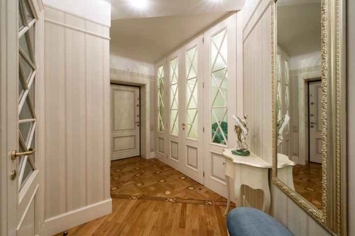 Decoración de pasillo de estilo provenzal