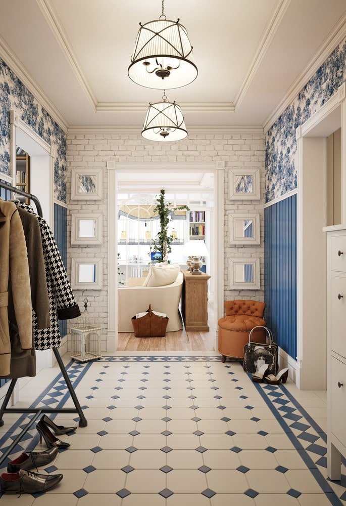 Decoración y accesorios para el pasillo de estilo provenzal