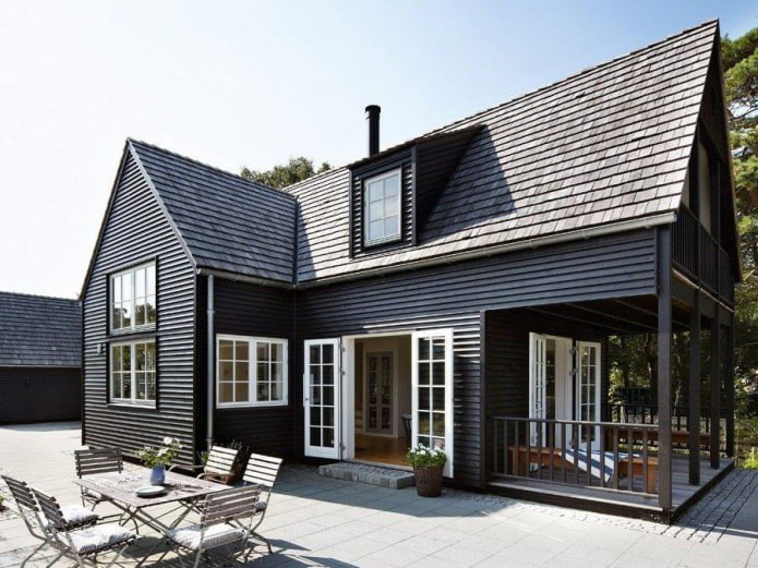 Casa en negro