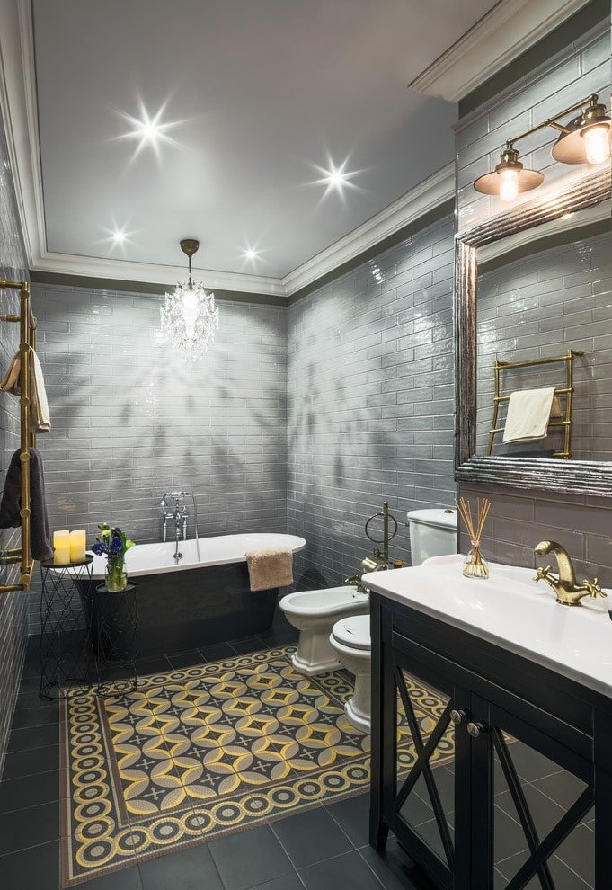diseño de alfombra de azulejos en el baño