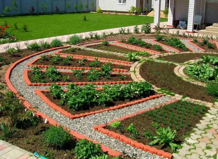 jardín redondo hecho de sectores