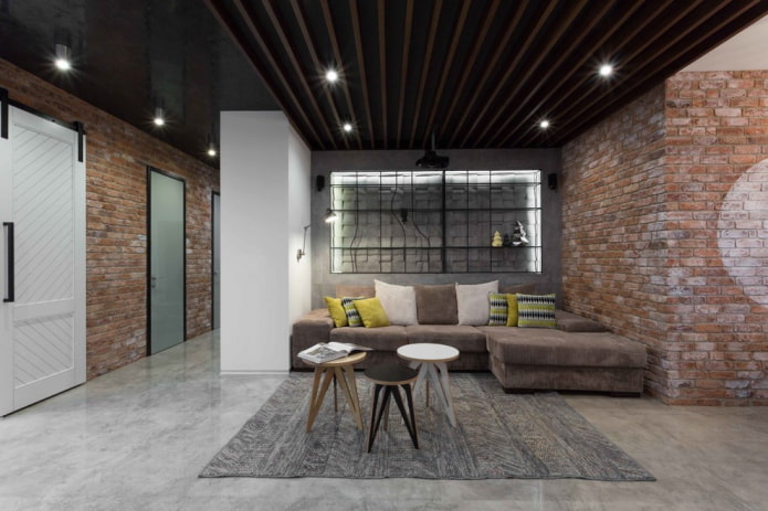 Estructura suspendida de listones en estilo loft