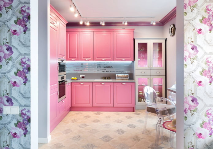 decoración de cocina en tonos rosas
