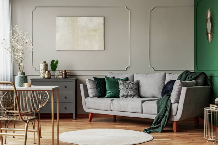 Combinación de gris y verde en el interior