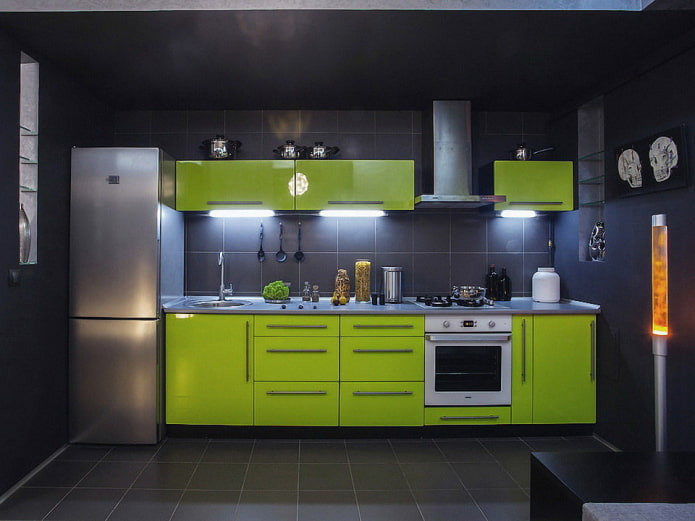 Interior de cocina en tonos negros y verdes