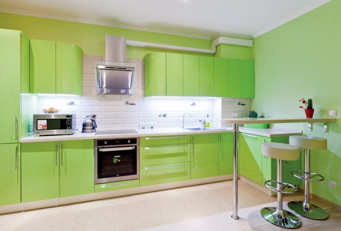 decoración de cocina en tonos ensalada