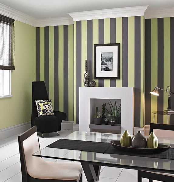 combinación de verde claro y gris en el interior
