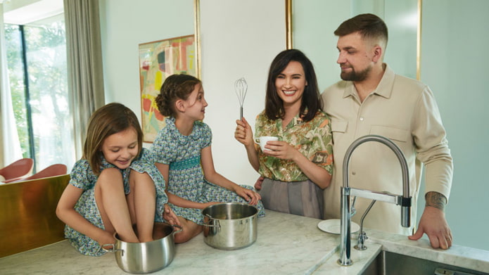 Basta con su familia
