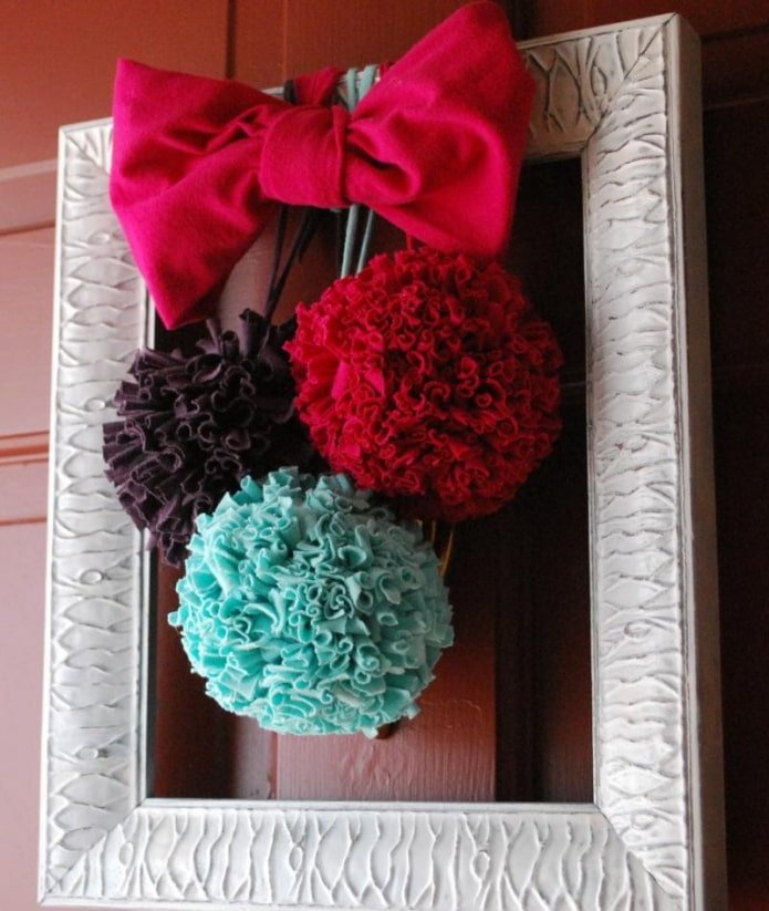 lazo elegante y pompones
