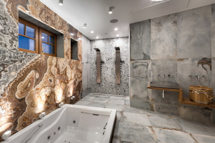 Interior de baño gris moderno