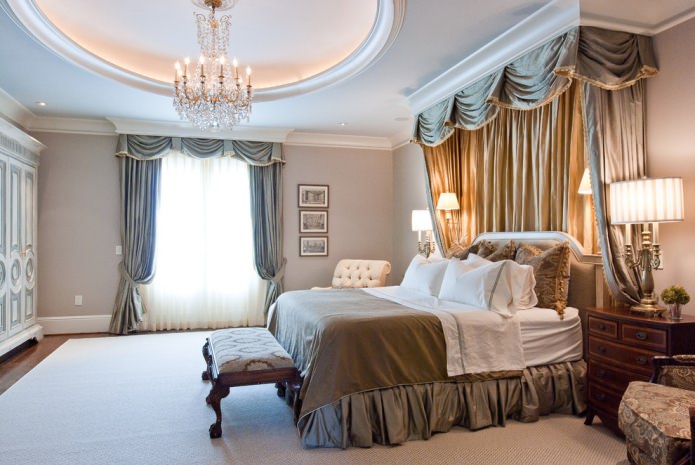 Cortinas grises con lambrequín