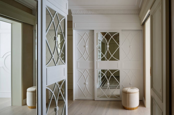 decoración de fachadas de armarios corredizos con espejo